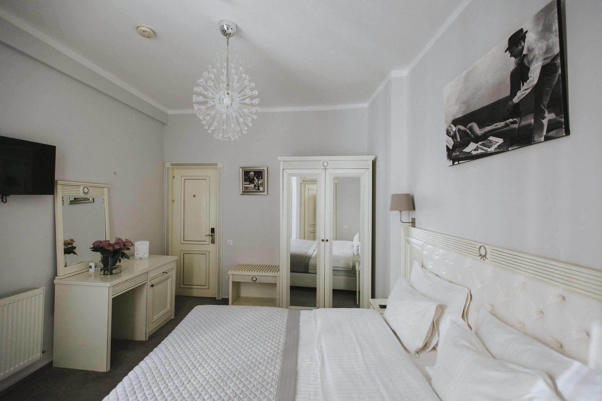 Vila Cornelia Bucarest Extérieur photo