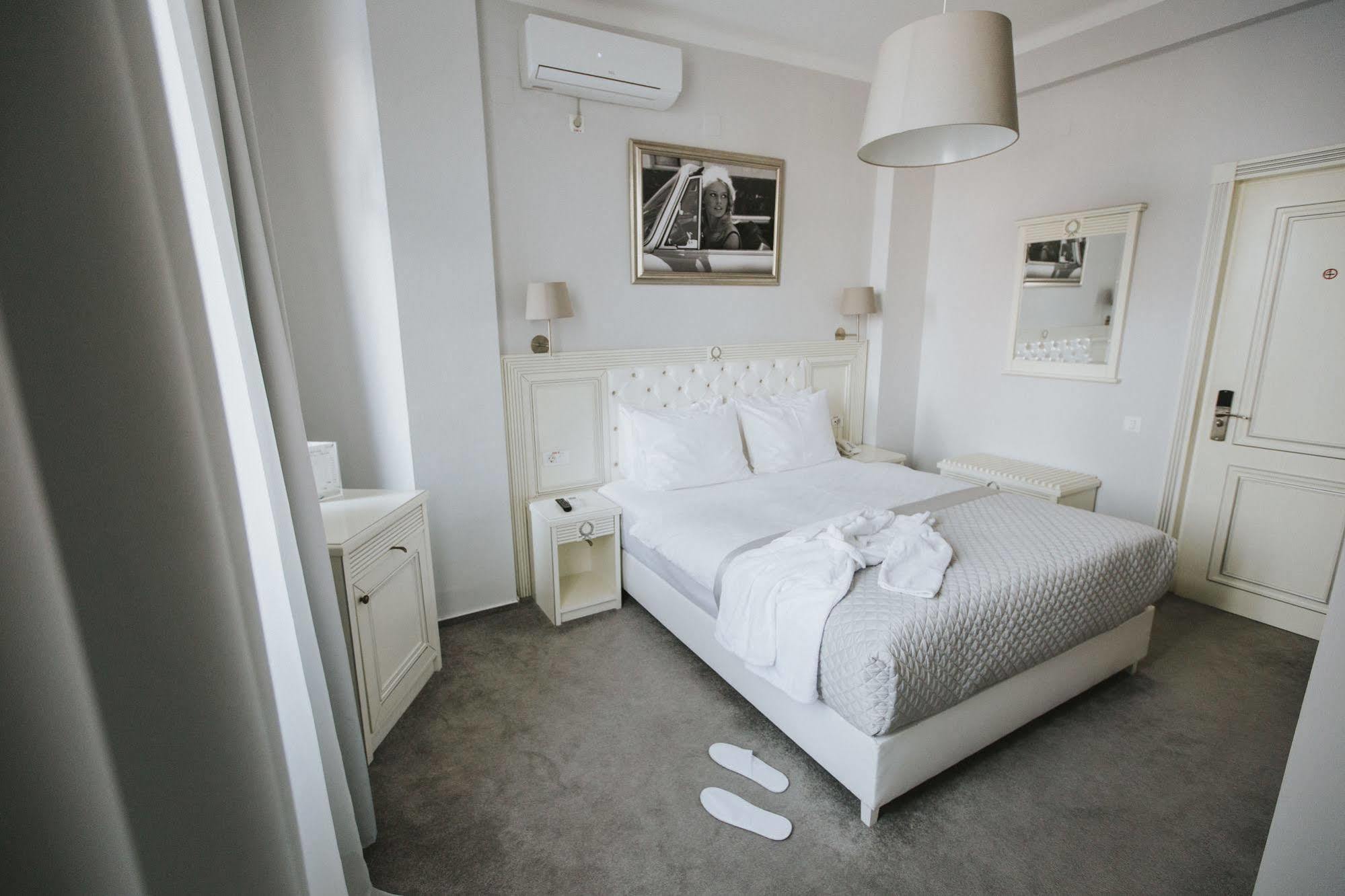 Vila Cornelia Bucarest Extérieur photo